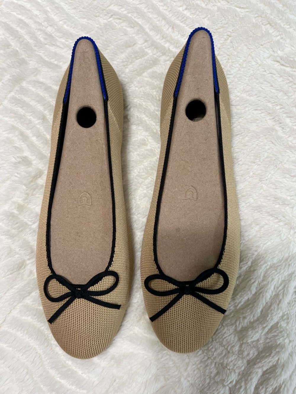 NIB Rothy’s The Ballet Flat Beige & Black Bow Knit Flats Women’s Size 9.5 - Picture 6 of 11